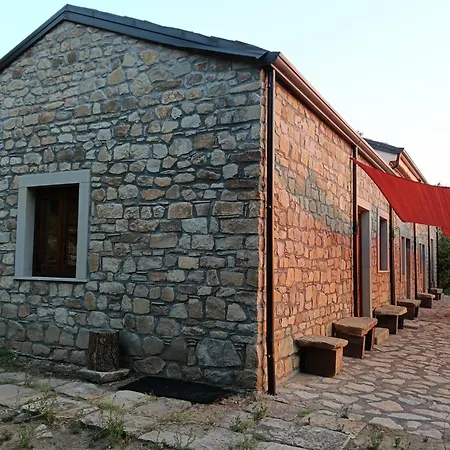 Il Capitano بيت خشبي San Piero Patti