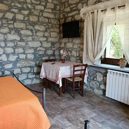 بيت خشبي Il Capitano